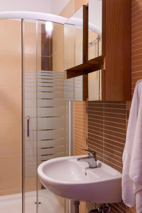 Szent Imre Apartman Veszprém Exterior photo